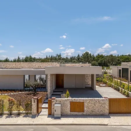 Lagoon 56 Deluxe Villa